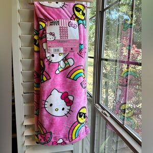 Hello Kitty Sunshine & Rainbows Plush Throw 50x70 New with Tags